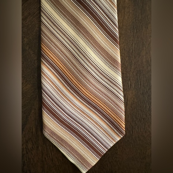 Jhanes Barnes silk tie - Picture 1 of 5